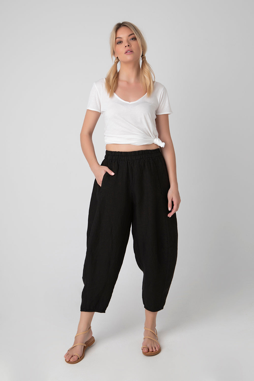 
                  
                    Genie Pant black front view 
                  
                