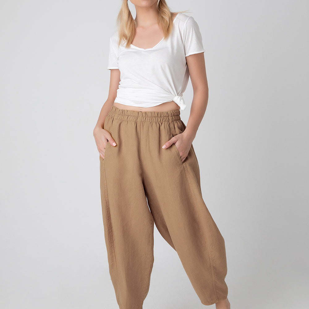 Genie Pant Camel front view