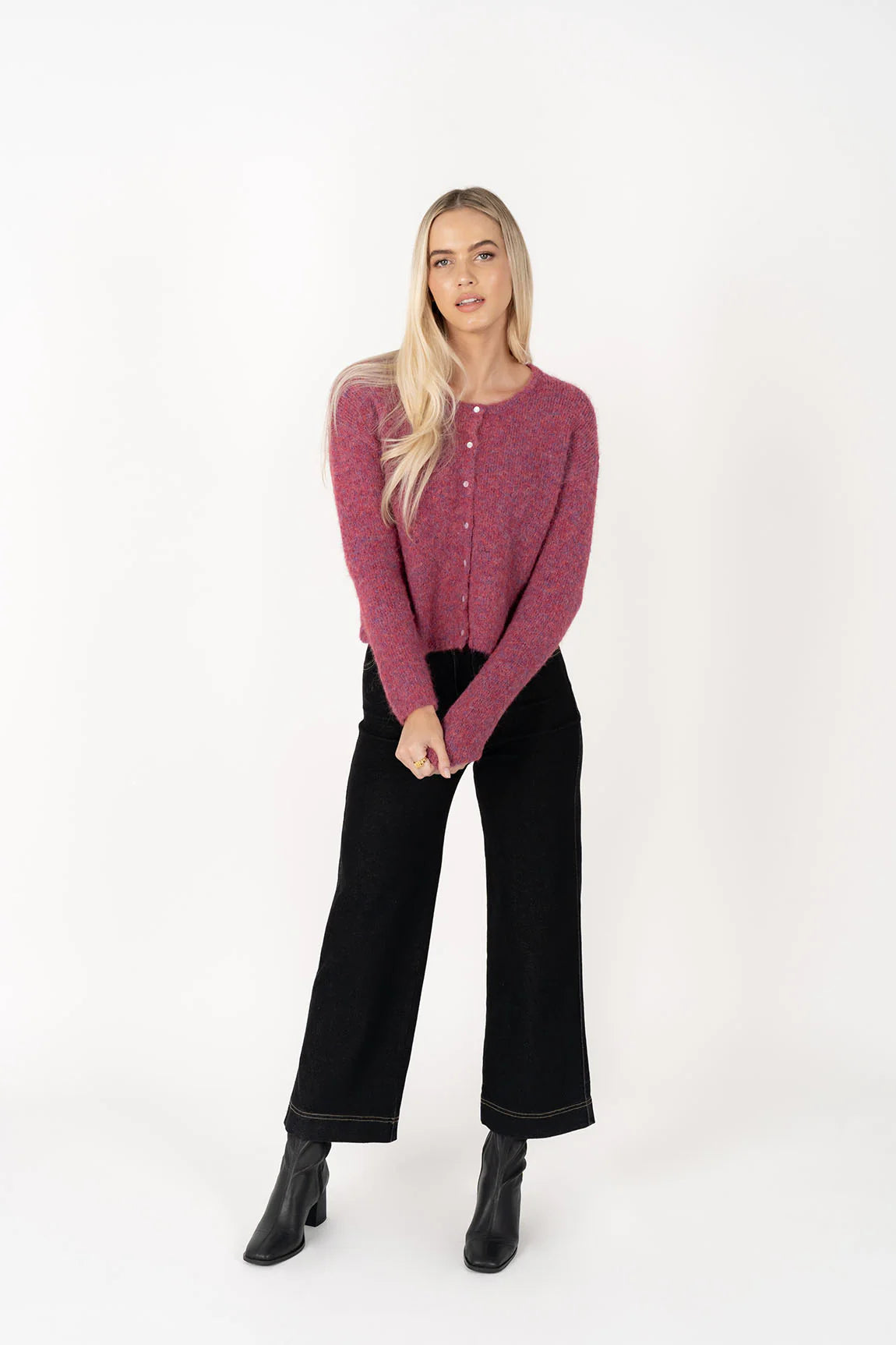 
                  
                    Nellie Cardi
                  
                