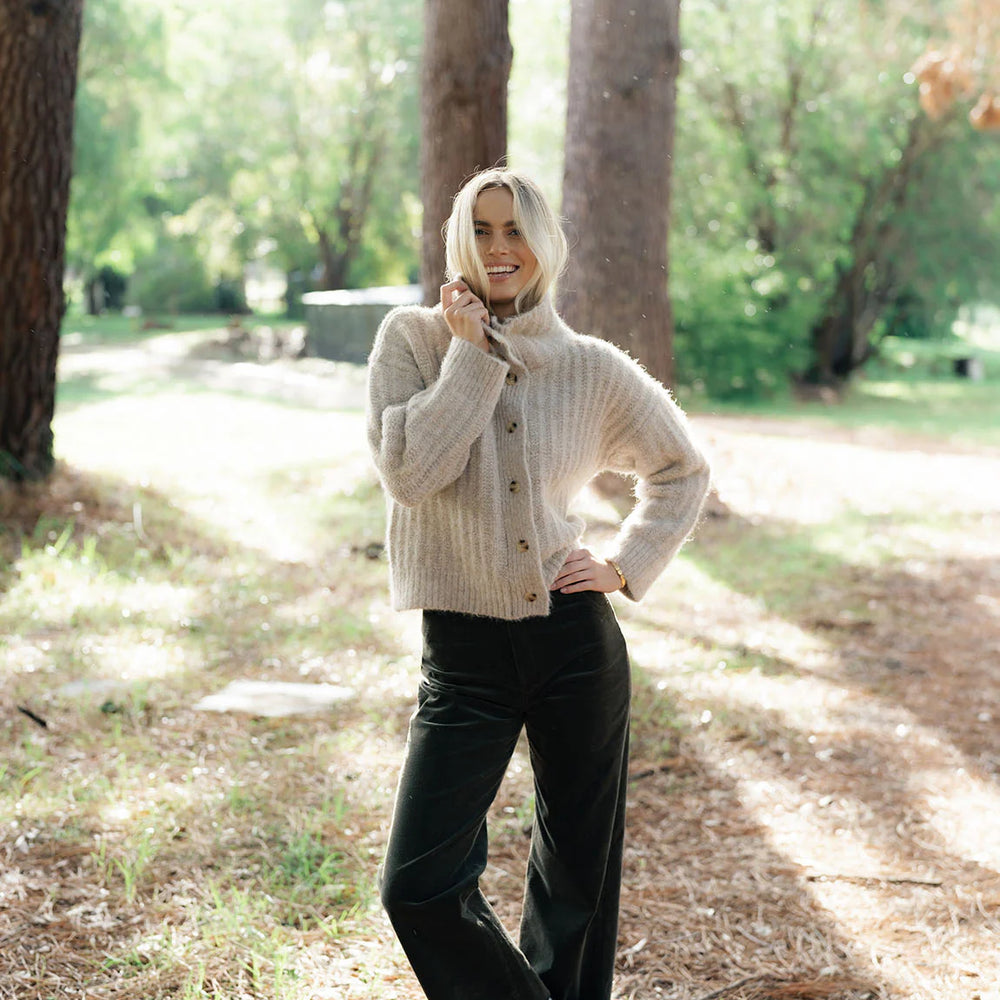 
                  
                    Fleetwood Cord Jean
                  
                