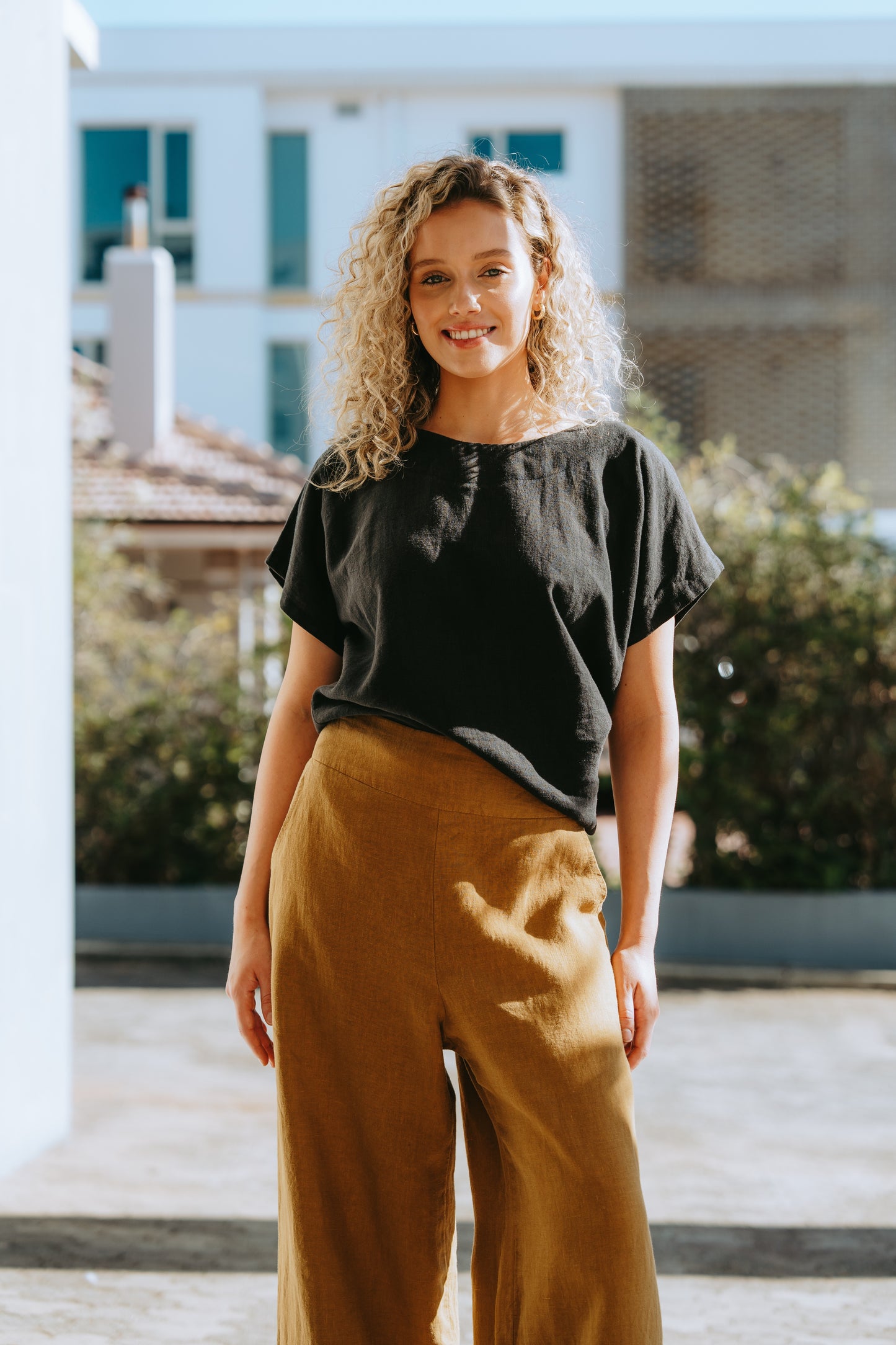 
                  
                    Shelly Linen Top Round Neck
                  
                